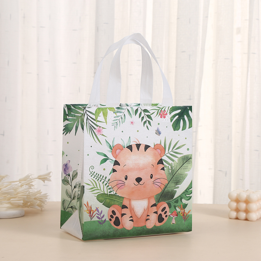 Jungle Animal Party Favor Bags - مراجعة Baby Nursery Jungle Theme وسعره