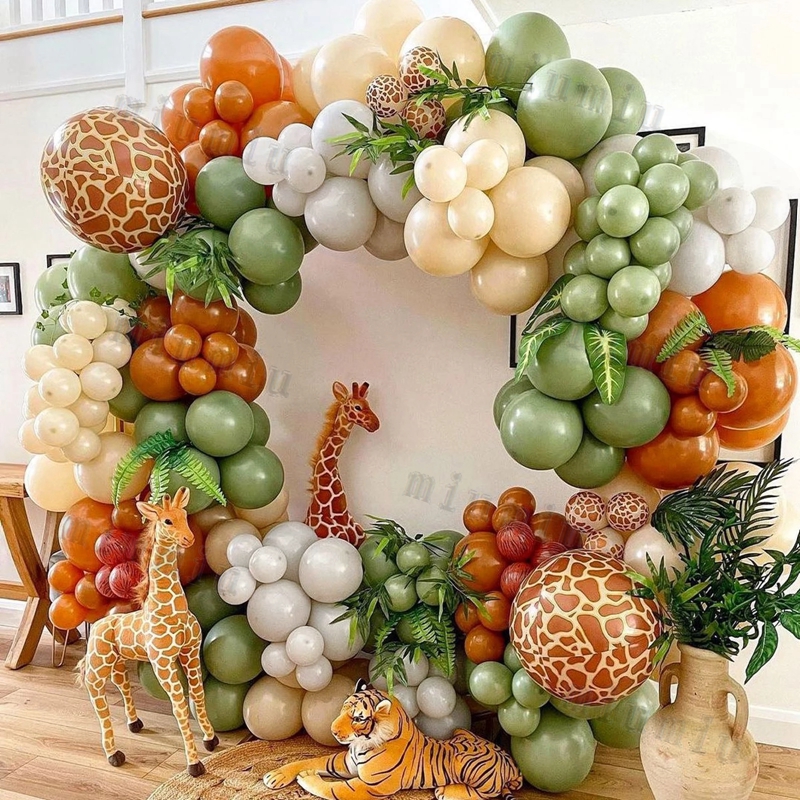 Jungle Safari Green Theme Ball - مراجعة Baby Nursery Jungle Theme وسعره