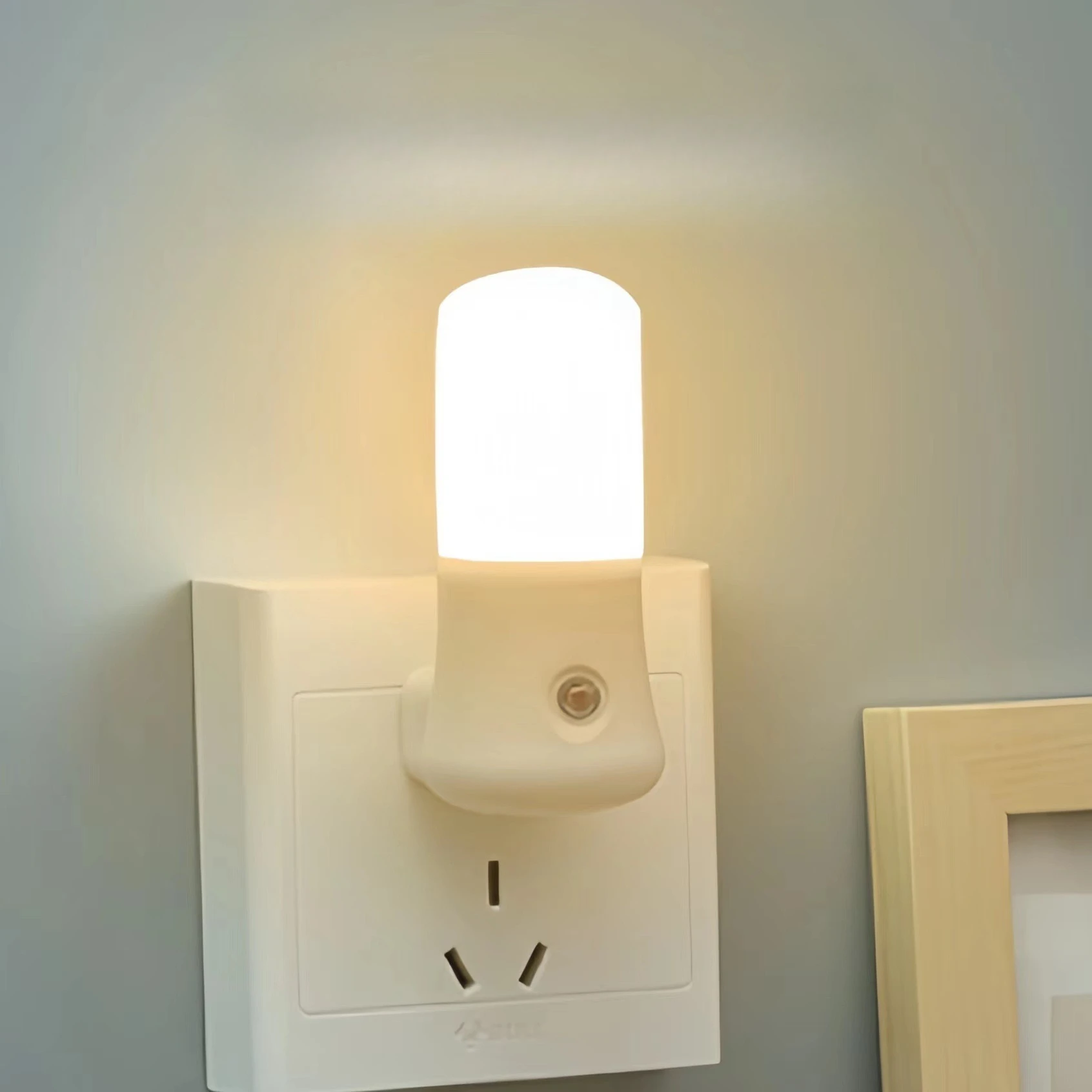 LED Night Light  White EU /USP - مراجعة Baby Nursery Night Light وسعره