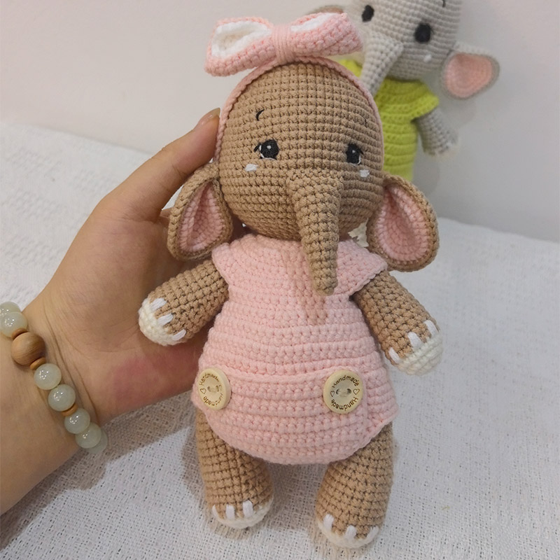 Handmade Crochet Elephant Coup - مراجعة Baby Nursery Game وسعره
