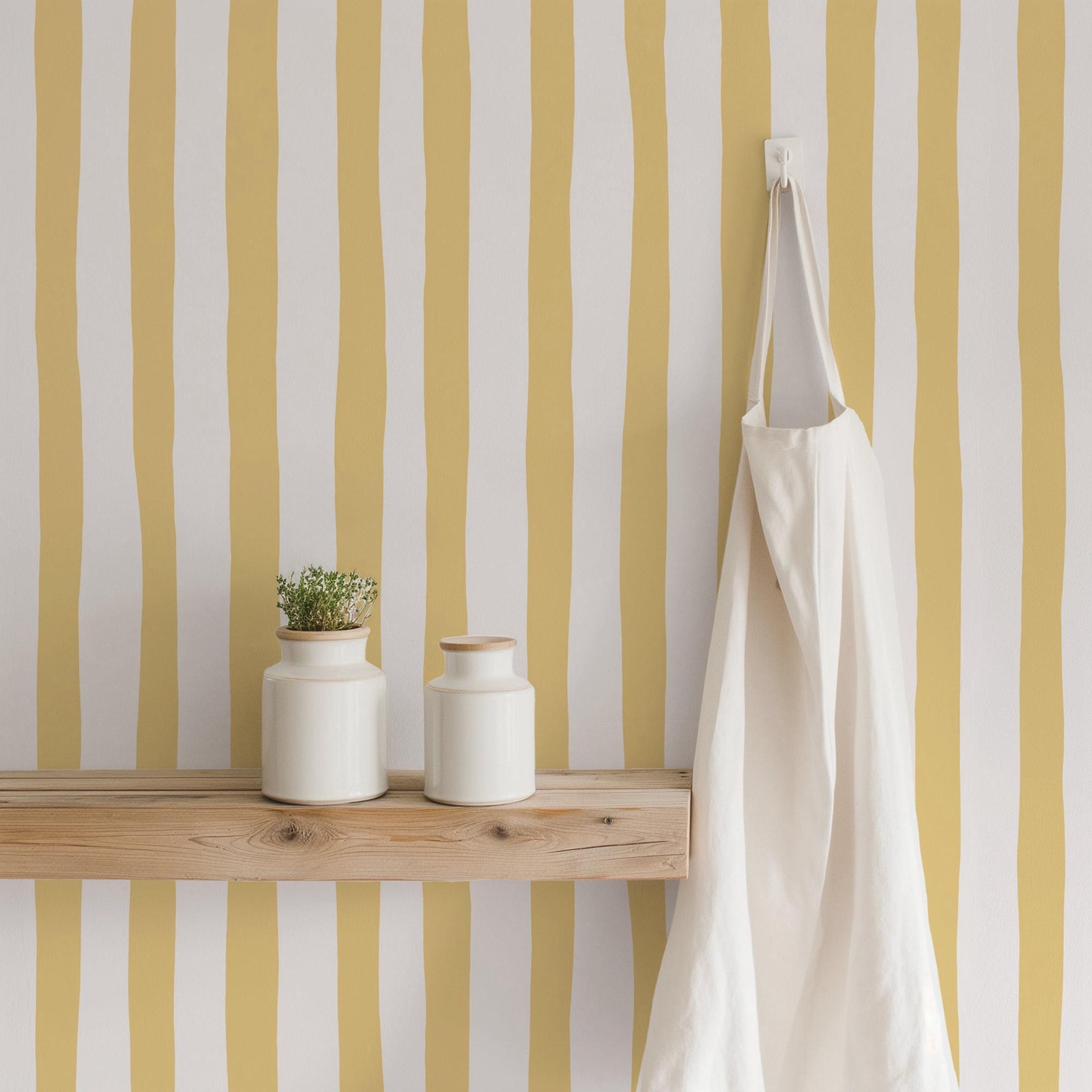 Sunshine Yellow Wobbly Stripes - مراجعة Baby Nursery Yellow Walls وسعره