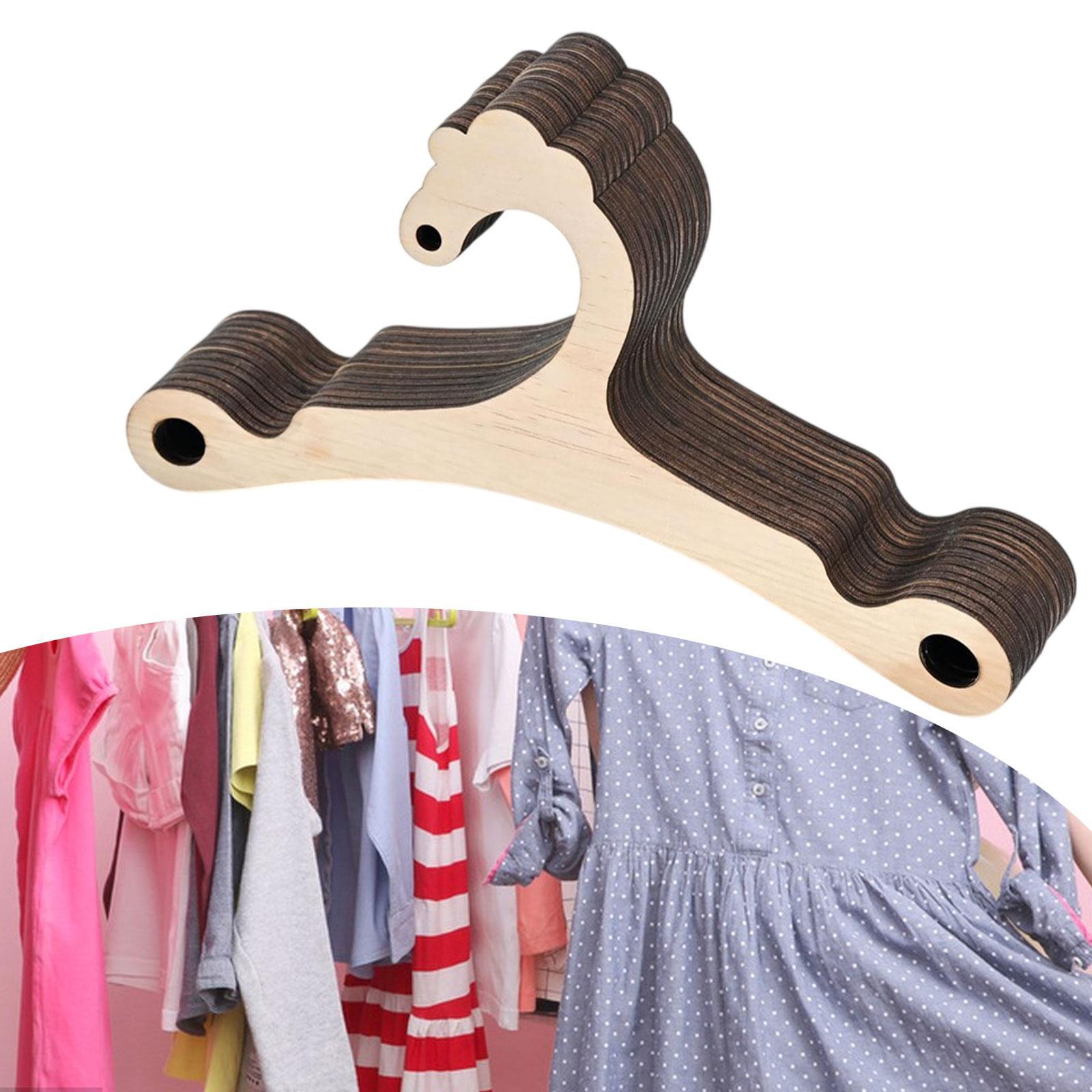 Baby Wooden Clothes Hangers Du - مراجعة Baby Nursery Closet Organization وسعره