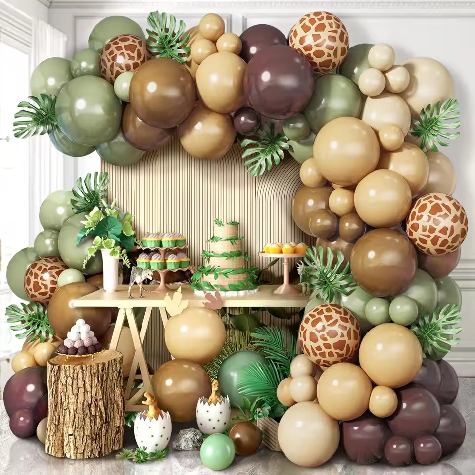 Sage Green Brown Wildlife Them - مراجعة Baby Nursery Jungle Theme وسعره